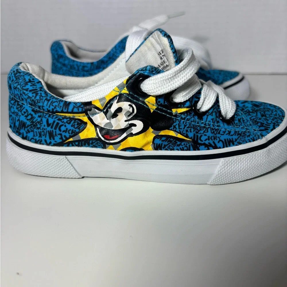 Disney‎ store, Mickey Mouse kids shoes